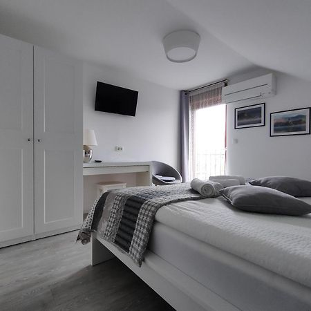 Apartments & Rooms Aleksandra Bled Bagian luar foto