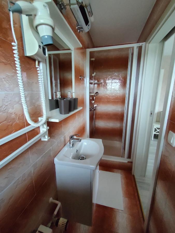 Apartments & Rooms Aleksandra Bled Bagian luar foto