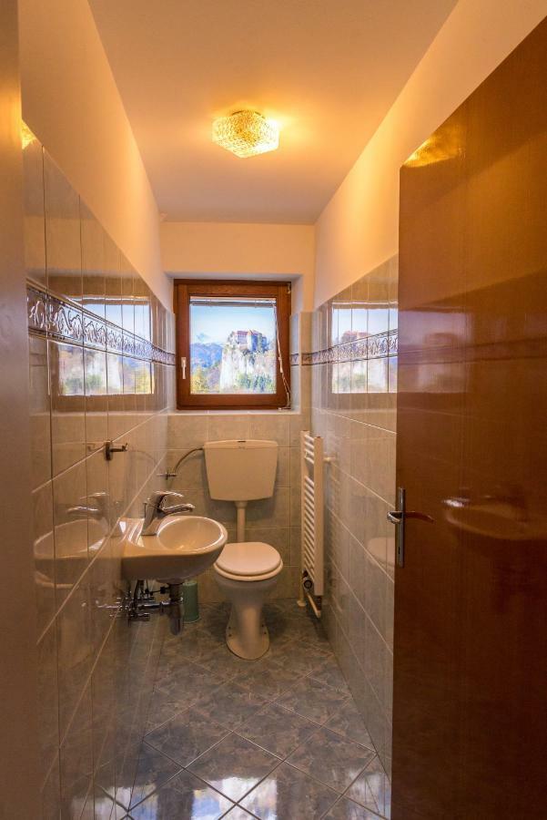 Apartments & Rooms Aleksandra Bled Bagian luar foto