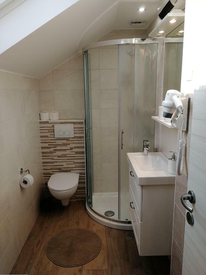 Apartments & Rooms Aleksandra Bled Bagian luar foto